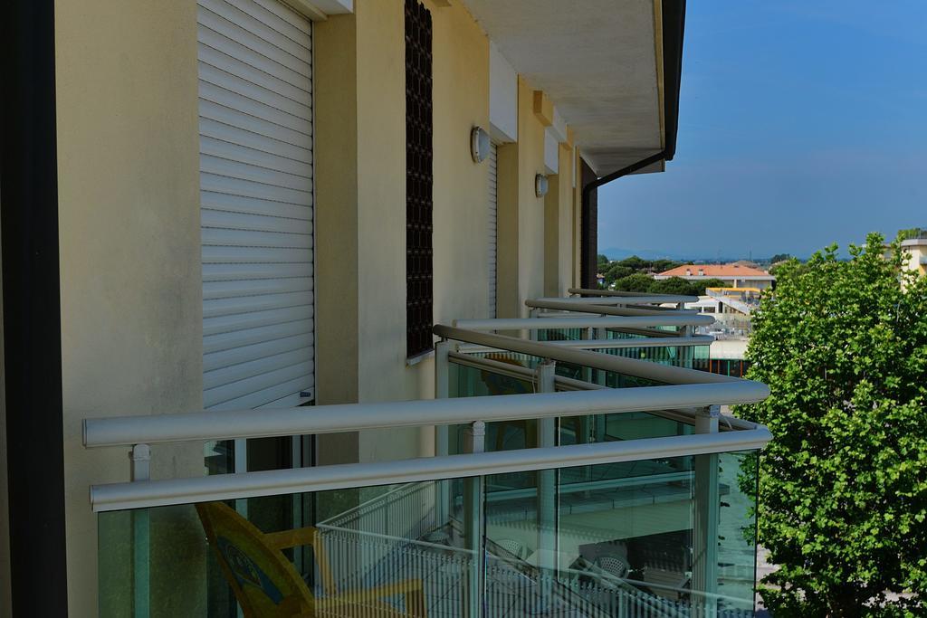 Hotel Bamar 皮纳雷拉 外观 照片