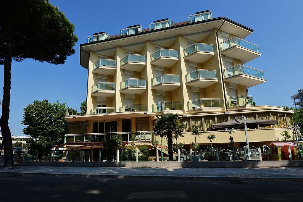 Hotel Bamar 皮纳雷拉 外观 照片
