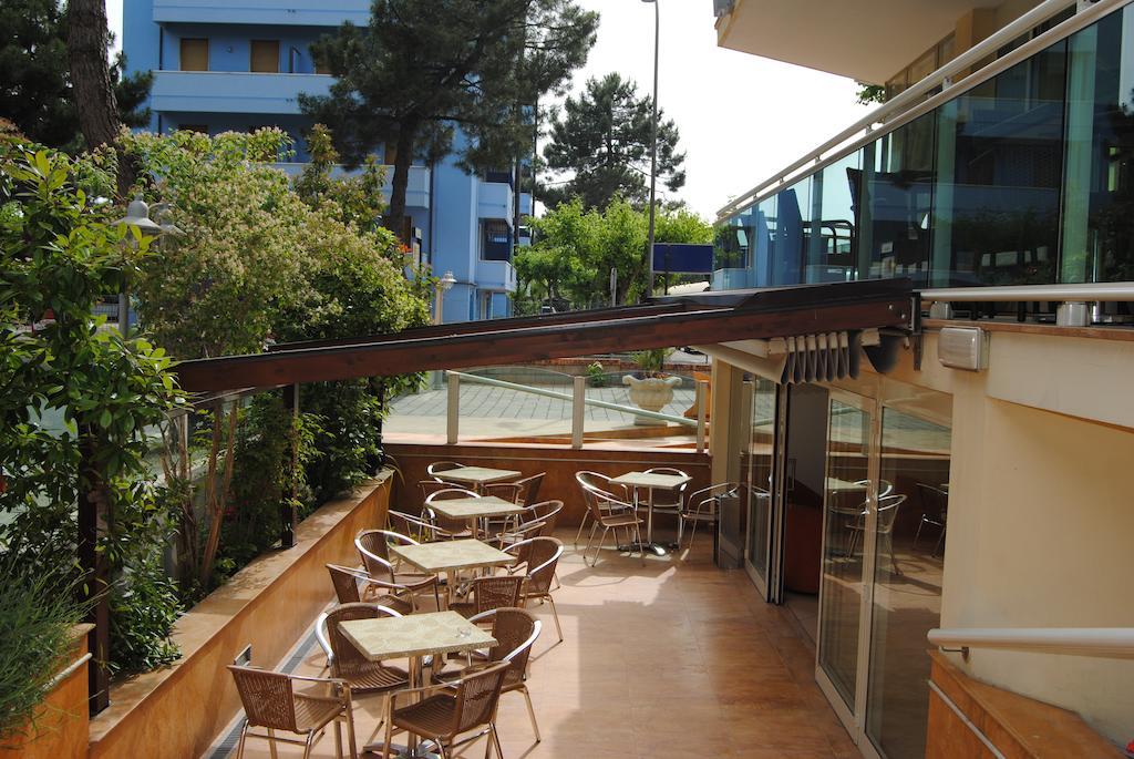 Hotel Bamar 皮纳雷拉 外观 照片