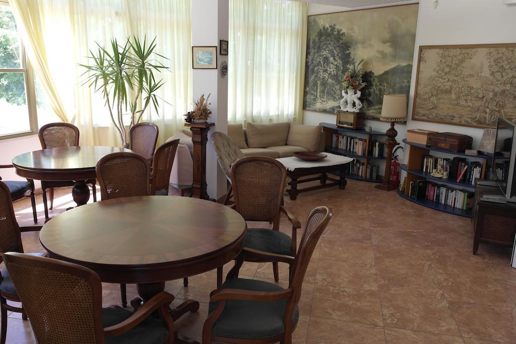 Hotel Bamar 皮纳雷拉 外观 照片